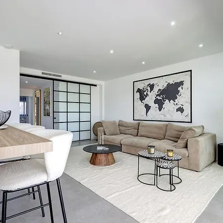 Ground Floor 2 Bedroom At Hills Appartement *