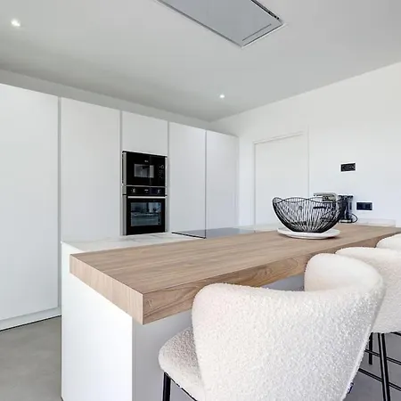 Apartment Ground Floor 2 Bedroom At Hills
